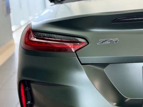 New 2026 BMW Z4 M40i w/ Premium Package RWD image 9