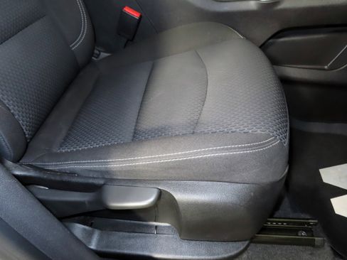 Used 2023 GMC Terrain SLE w/ Driver Convenience Package image 32