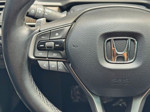 Used 2022 Honda Accord Touring image 21