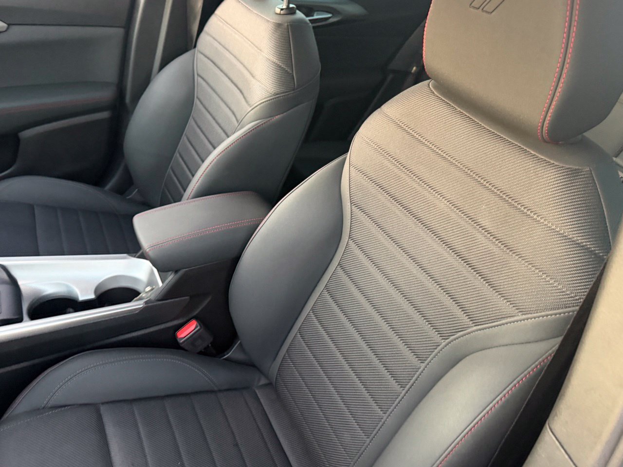Used 2024 Dodge Hornet R/T AWD/4WD image 31
