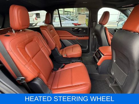 Used 2025 Lincoln Aviator Reserve w/ Illumination Package AWD/4WD image 19