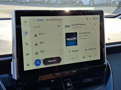 Certified 2025 Toyota Corolla SE image 18