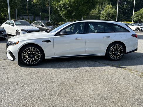 New 2026 Mercedes-Benz E 53 AMG e 4MATIC Wagon image 18