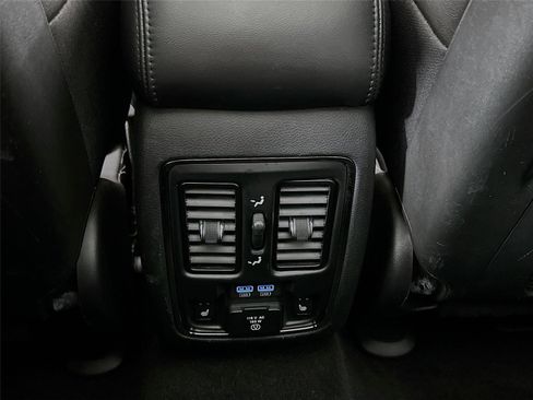 Used 2020 Jeep Grand Cherokee High Altitude image 27