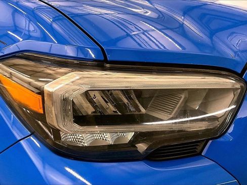 Used 2020 Toyota Tacoma TRD Off-Road w/ Blackout Package image 27