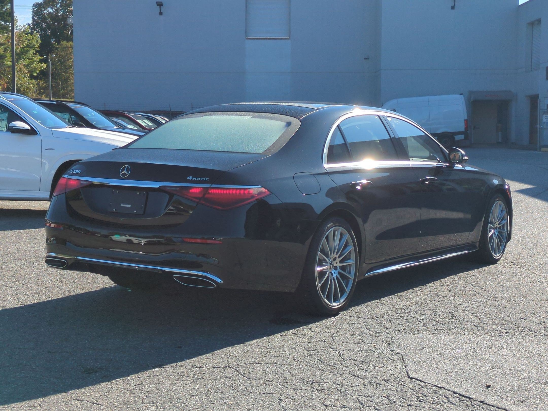 Certified 2022 Mercedes-Benz S 580 4MATIC Sedan image 3