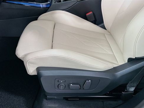 New 2026 BMW X3 xDrive30 w/ Premium Package image 21