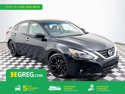 Used 2017 Nissan Altima 2.5 SR w/ Midnight Edition Package