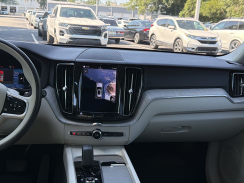 Certified 2023 Volvo XC60 B5 Plus w/ Protection Package Premier FWD image 31