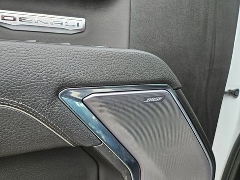 Used 2024 GMC Sierra 1500 Denali image 27
