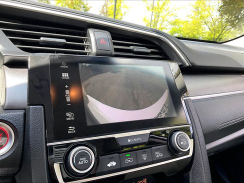 Used 2018 Honda Civic EX image 23