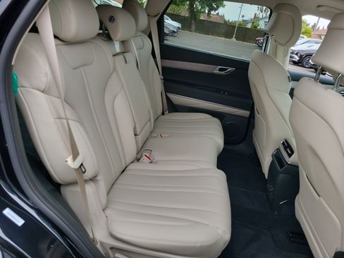 Certified 2026 Genesis GV80 2.5T Select AWD/4WD image 24
