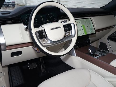 Used 2023 Land Rover Range Rover Autobiography AWD/4WD image 8