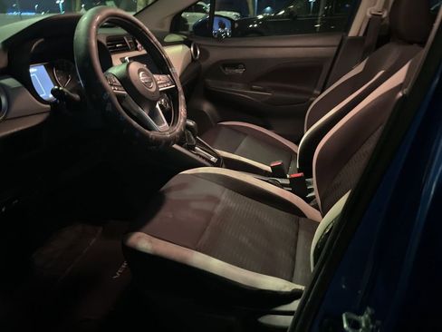 Used 2021 Nissan Versa SV image 7