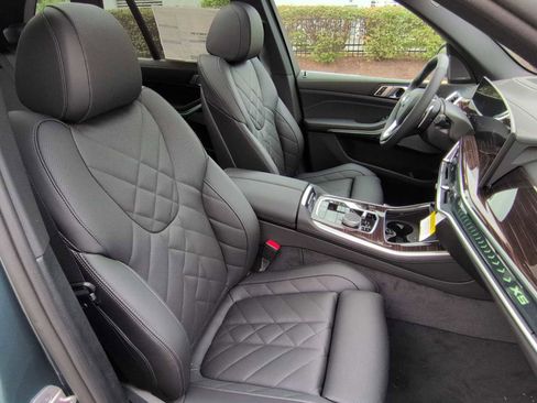 Used 2026 BMW X5 xDrive40i w/ Premium Package image 24