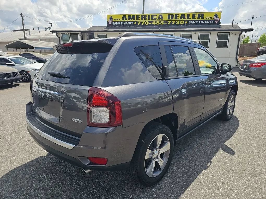 Used 2017 Jeep Compass High Altitude FWD image 7