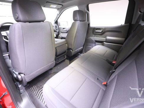 New 2026 GMC Sierra 1500 Pro w/ Graphite Edition image 9