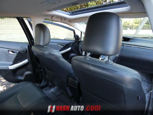 Used 2014 Toyota Prius Four w/ Solar Roof Package FWD image 39