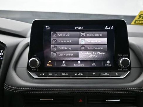Used 2024 Nissan Rogue SV FWD image 19