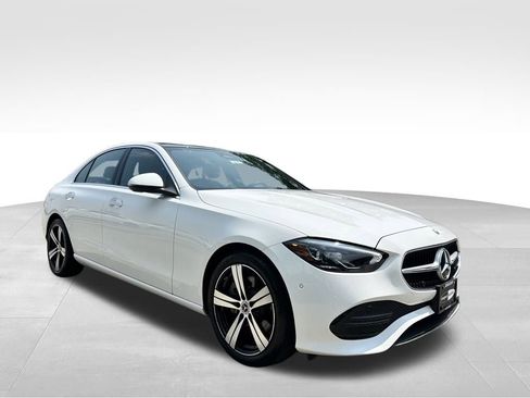 Used 2025 Mercedes-Benz C 300 4MATIC Sedan image 5
