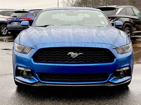 Used 2017 Ford Mustang Coupe image 16