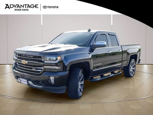 Used 2017 Chevrolet Silverado 1500 LTZ Z71 w/ LTZ Plus Package AWD/4WD image 4
