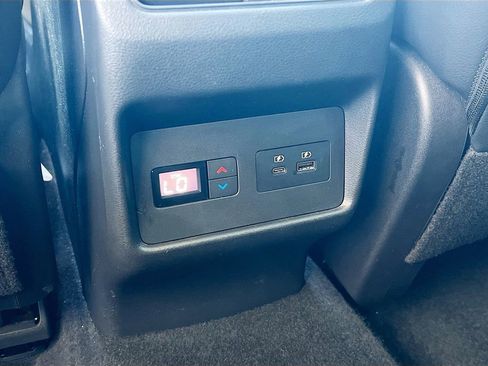Used 2023 Nissan Rogue SL w/ SL Premium Package FWD image 25