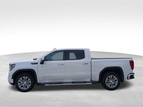 Certified 2023 GMC Sierra 1500 Denali w/ Technology Package AWD/4WD image 2