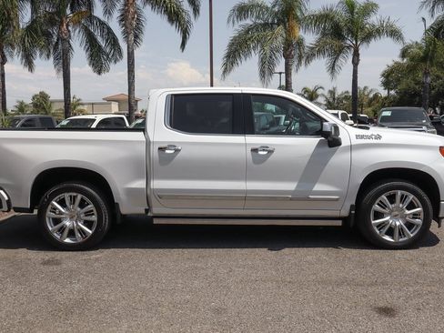 Used 2024 Chevrolet Silverado 1500 High Country w/ Technology Package image 10