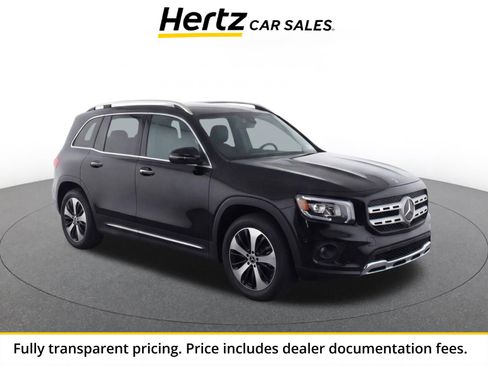 Used 2025 Mercedes-Benz GLB 250 4MATIC image 1