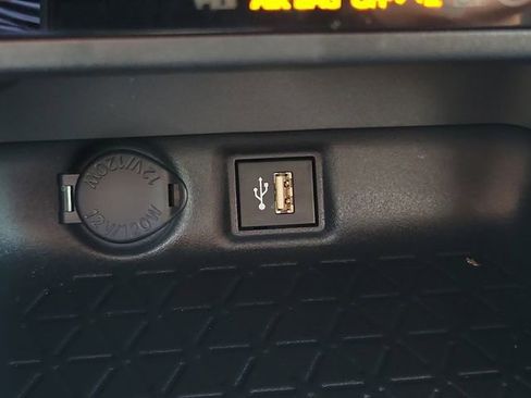 Used 2025 Toyota RAV4 LE image 29