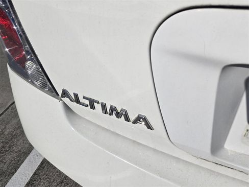 Used 2005 Nissan Altima 2.5 S w/ (S02) Side Airbags Pkg image 11