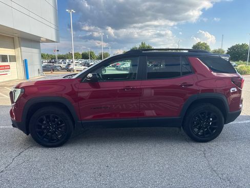 Used 2025 GMC Terrain Elevation w/ Black Edition AWD/4WD image 5