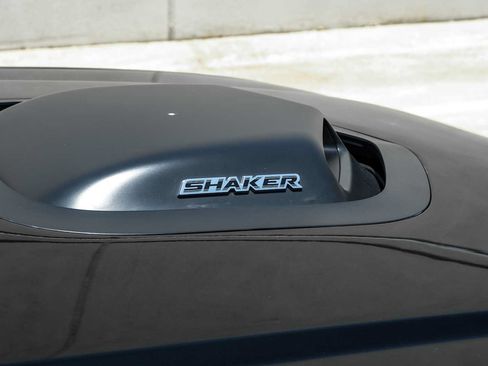 Used 2022 Dodge Challenger R/T w/ Shaker Package RWD image 42