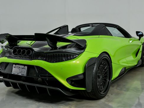 Used 2022 McLaren 765LT image 14
