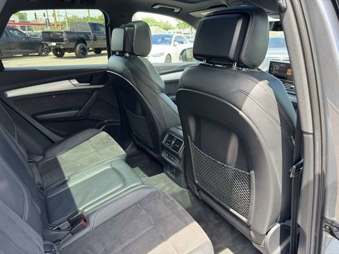 Used 2018 Audi SQ5 Premium Plus w/ Navigation Package AWD/4WD image 37