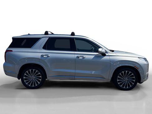 Used 2023 Hyundai Palisade Calligraphy FWD image 6