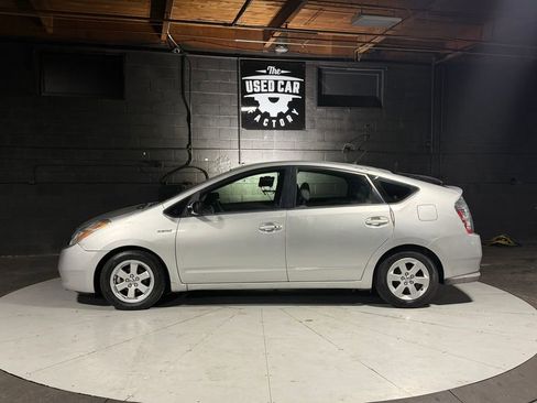 Used 2008 Toyota Prius image 2