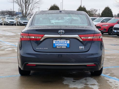 Used 2018 Toyota Avalon XLE Premium w/ All Weather Liner Package image 7
