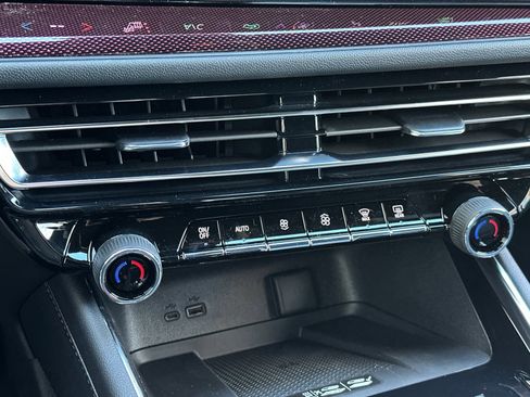 New 2026 Chevrolet Traverse Z71 image 25