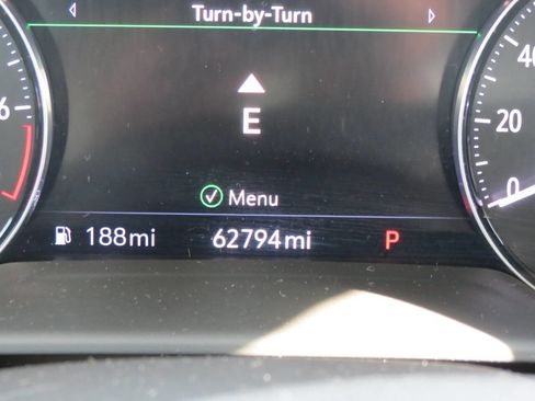 Used 2023 Buick Envision Essence w/ Sport Touring Package image 15