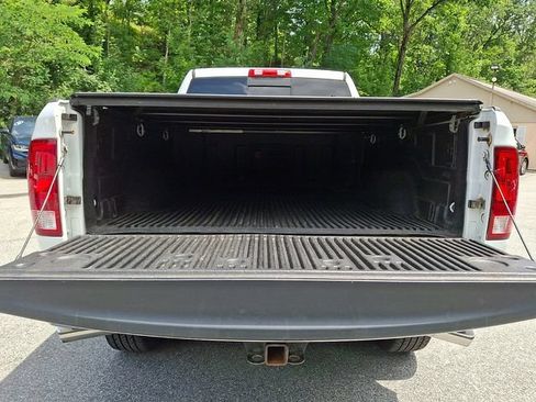 Used 2016 RAM 2500 SLT AWD/4WD image 30
