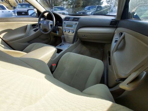 Used 2007 Toyota Camry LE image 11
