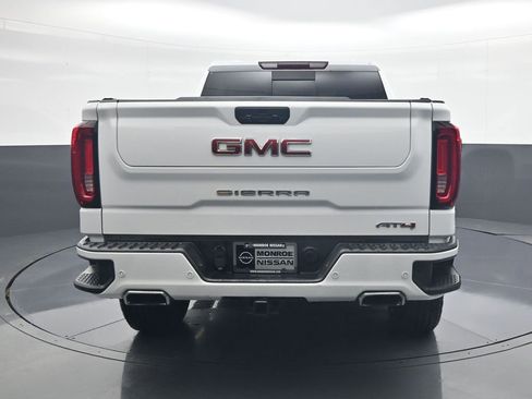 Used 2019 GMC Sierra 1500 AT4 w/ AT4 Premium Package image 6