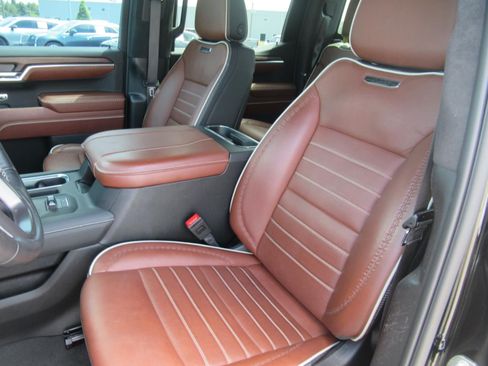 Used 2024 GMC Sierra 1500 Denali Ultimate AWD/4WD image 20