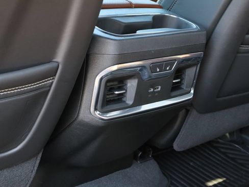 Used 2025 GMC Sierra 2500 Denali Ultimate AWD/4WD image 28