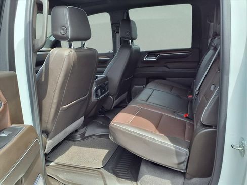 Used 2024 GMC Sierra 2500 Denali w/ Denali Reserve Package AWD/4WD image 20