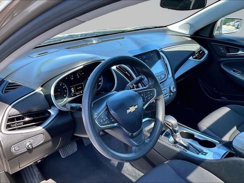 Used 2024 Chevrolet Malibu LT FWD image 16