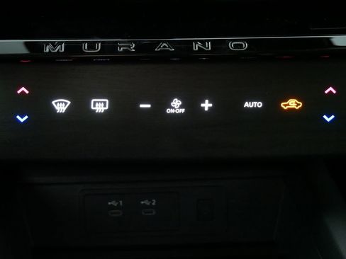 Used 2025 Nissan Murano SV AWD/4WD image 30
