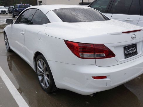 Used 2014 Lexus IS 250C image 4